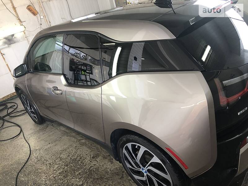 Хетчбек BMW I3 2014 в Дніпрі