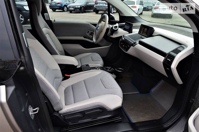 Хэтчбек BMW I3 2014 в Киеве