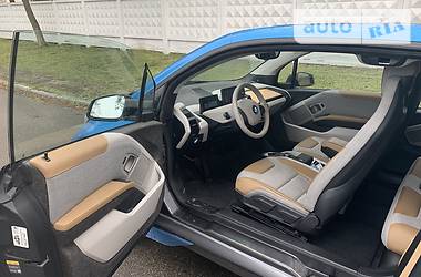 Хетчбек BMW I3 2017 в 
