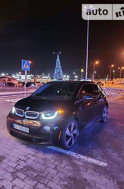 Седан BMW I3 2017 в Львове