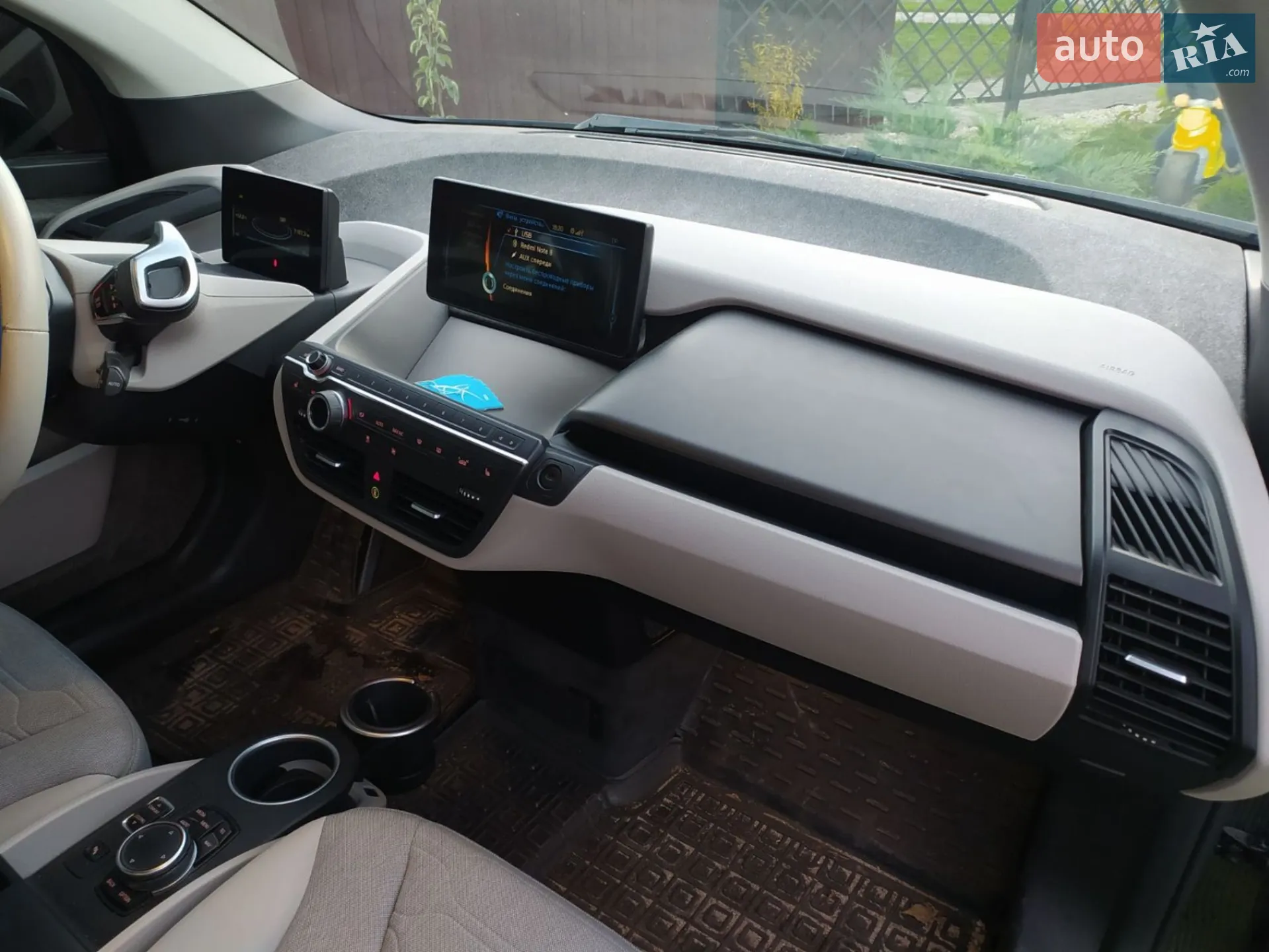 2015 BMW i3 - мініатюра 16