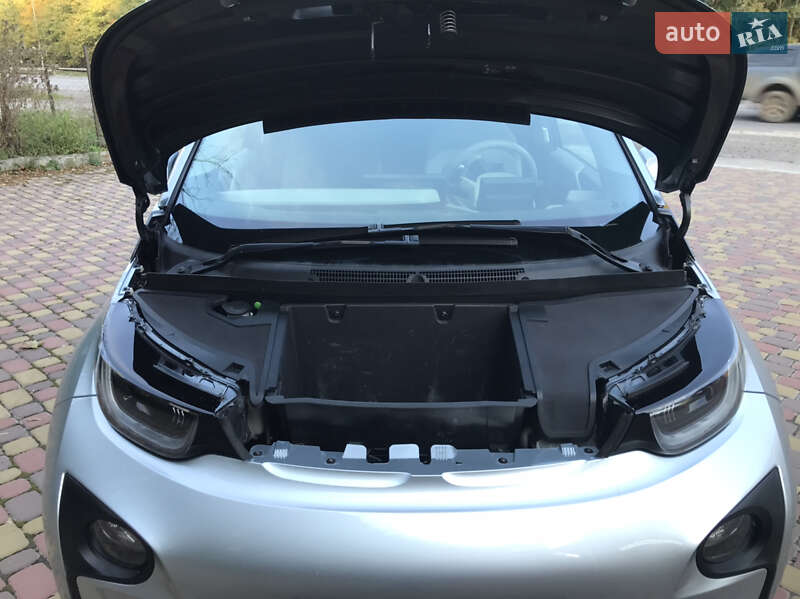 Хэтчбек BMW I3 2015 в Виннице