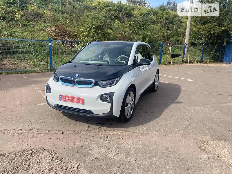 Хетчбек BMW I3 2016 в 