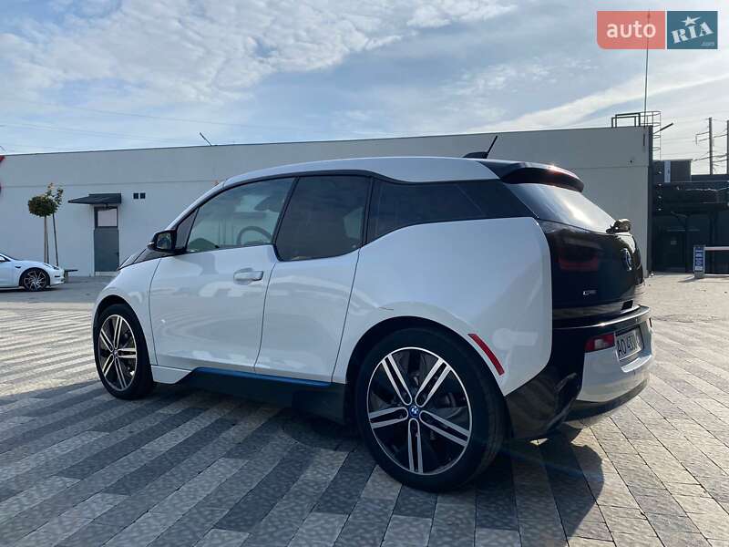Хэтчбек BMW I3 2015 в Ужгороде