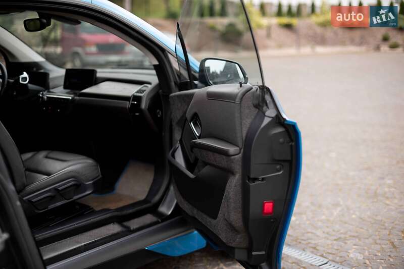 Хетчбек BMW I3 2016 в Самборі