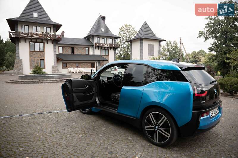 Хетчбек BMW I3 2016 в Самборі