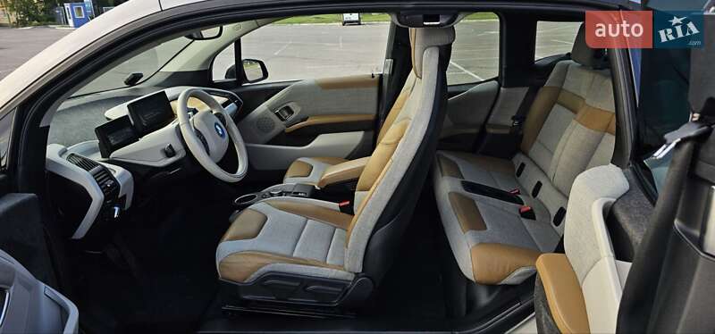 Хэтчбек BMW I3 2015 в Житомире