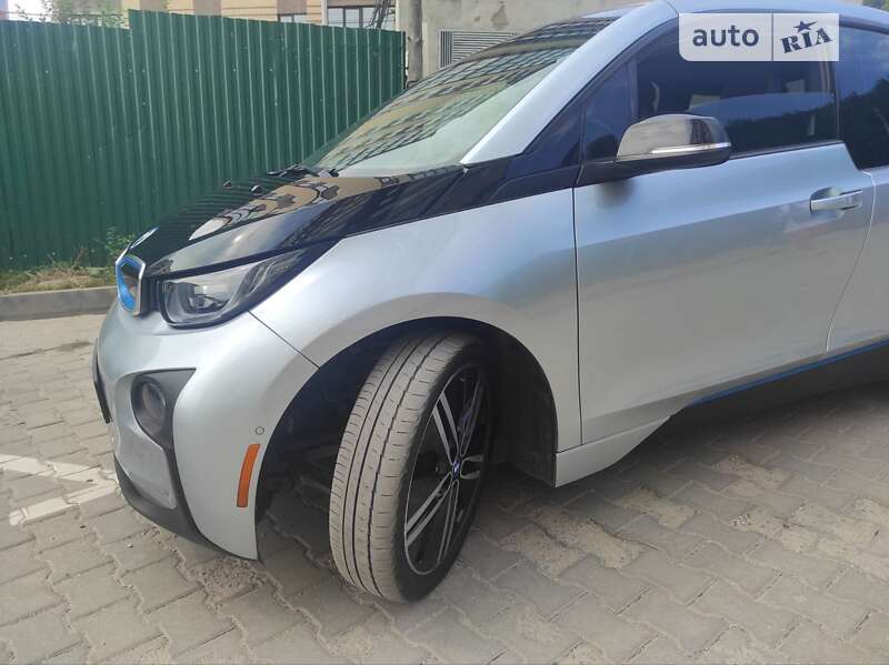 Хэтчбек BMW I3 2017 в Хмельницком