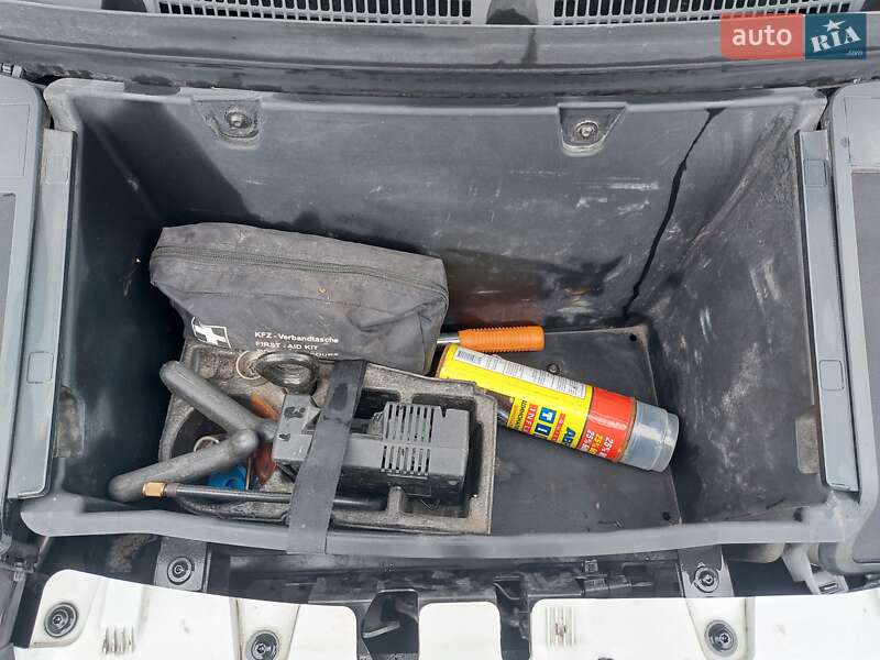 Хэтчбек BMW I3 2015 в Киеве