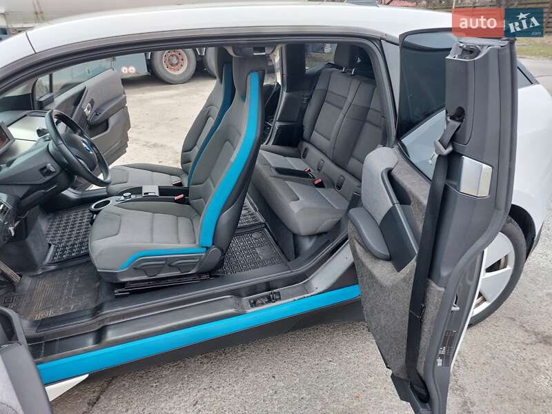 Хэтчбек BMW I3 2015 в Киеве
