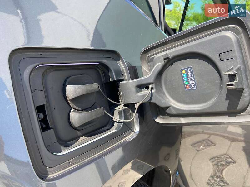 Хэтчбек BMW I3 2016 в Киеве