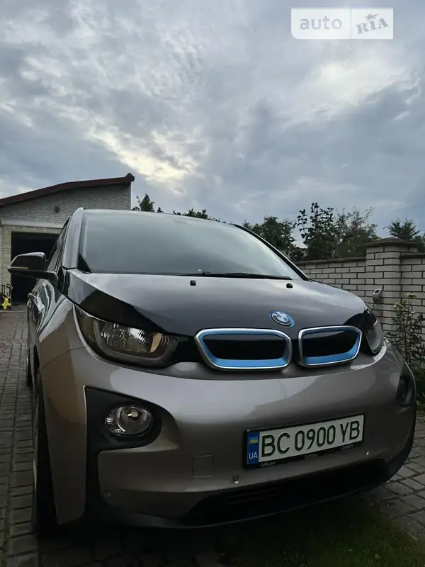 BMW I3