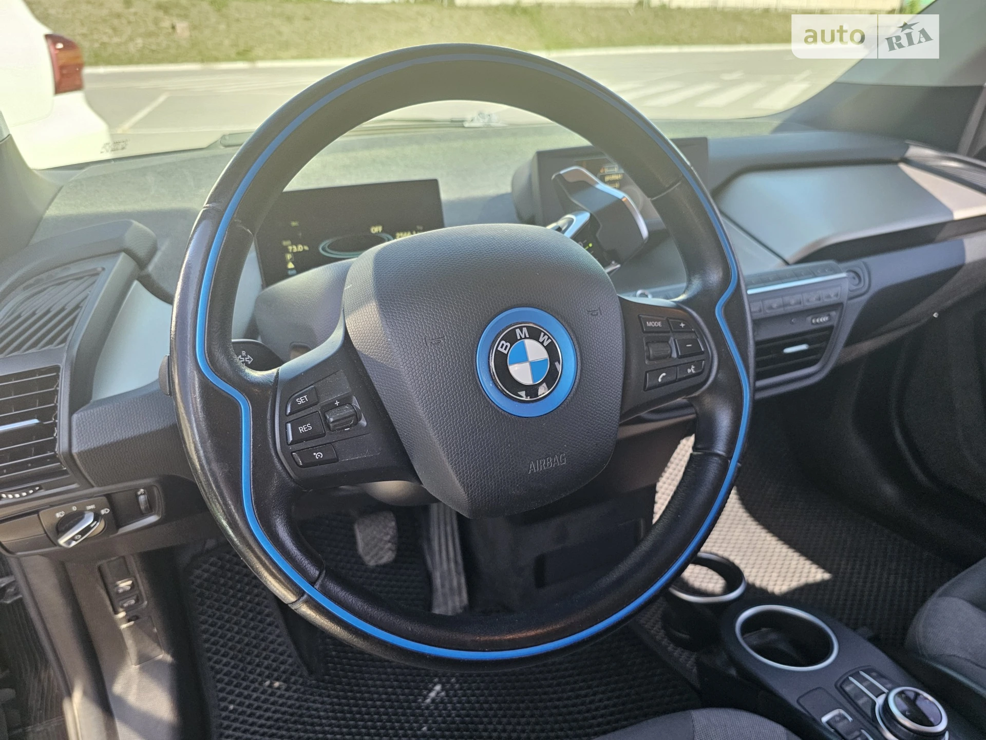 2017 BMW i3 - мініатюра 29