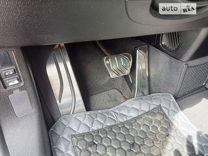 Хэтчбек BMW I3 2014 в Николаеве