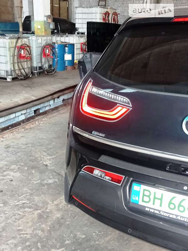 Хэтчбек BMW I3 2014 в Николаеве