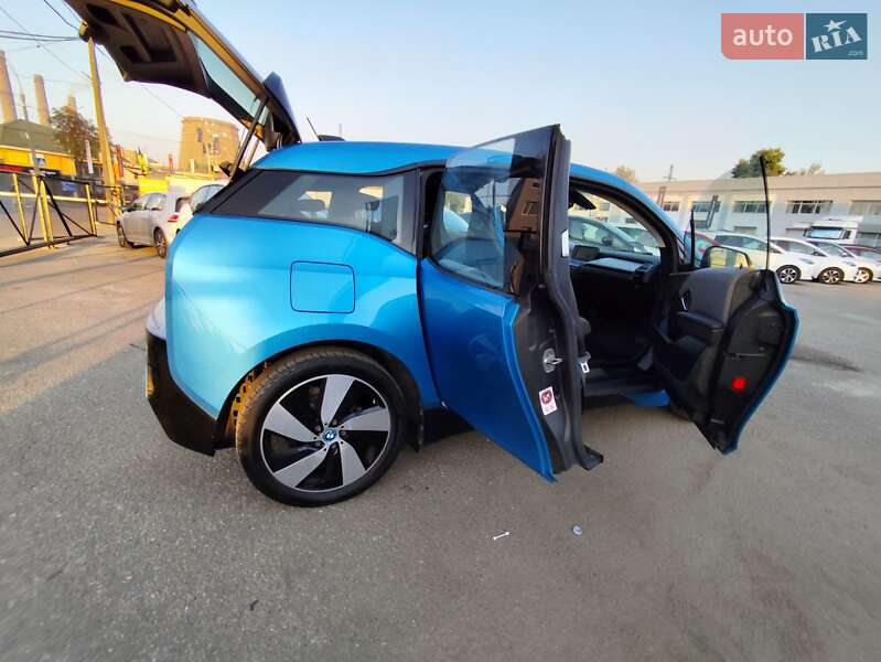 Хэтчбек BMW I3 2016 в Киеве