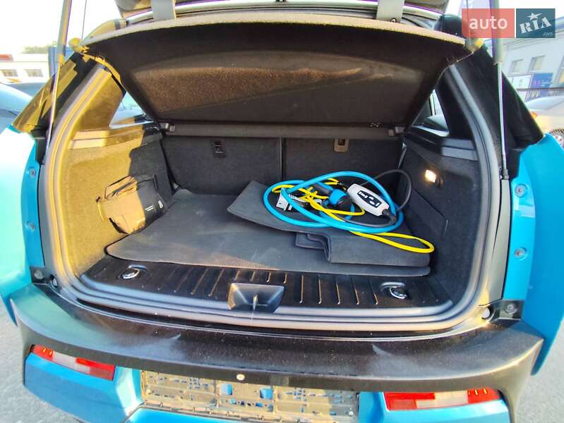 Хэтчбек BMW I3 2016 в Киеве