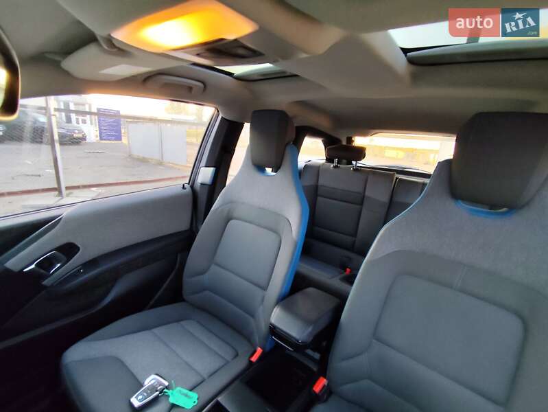 Хэтчбек BMW I3 2016 в Киеве