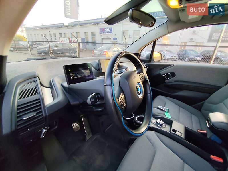 Хэтчбек BMW I3 2016 в Киеве