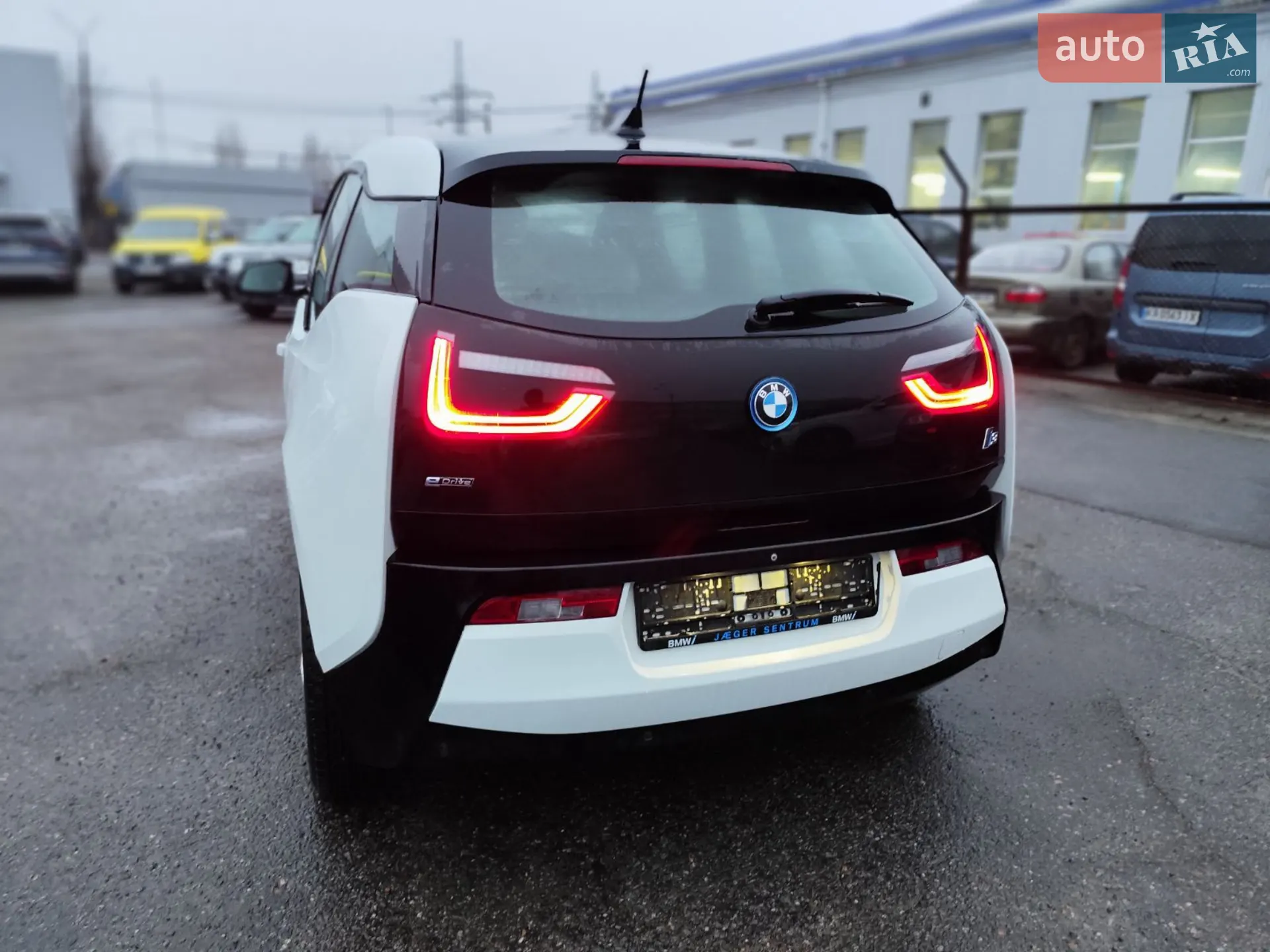 2015 BMW i3 - мініатюра 12