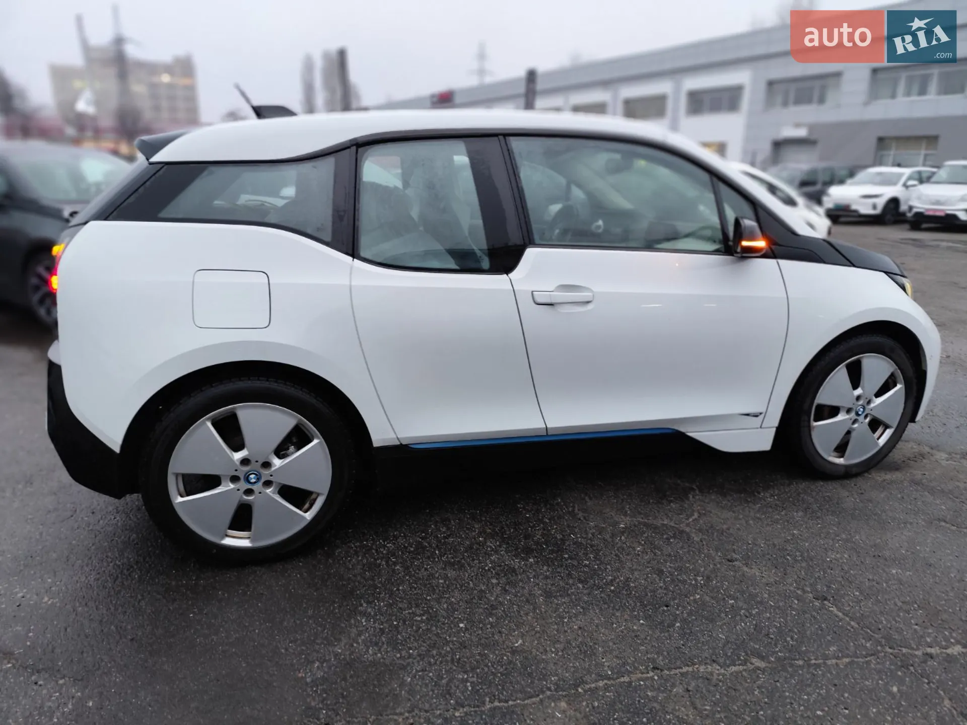 2015 BMW i3 - мініатюра 14