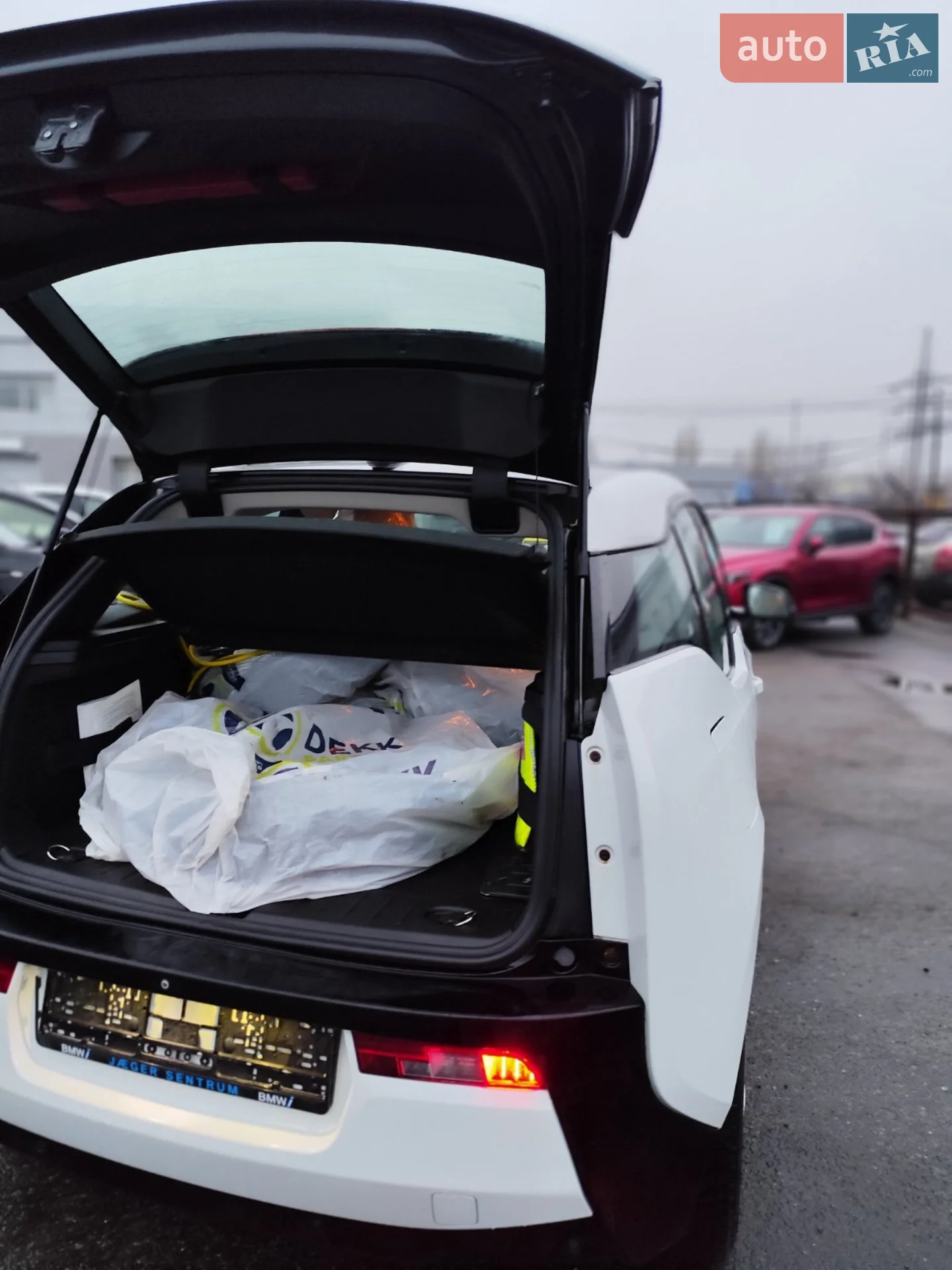 2015 BMW i3 - мініатюра 23