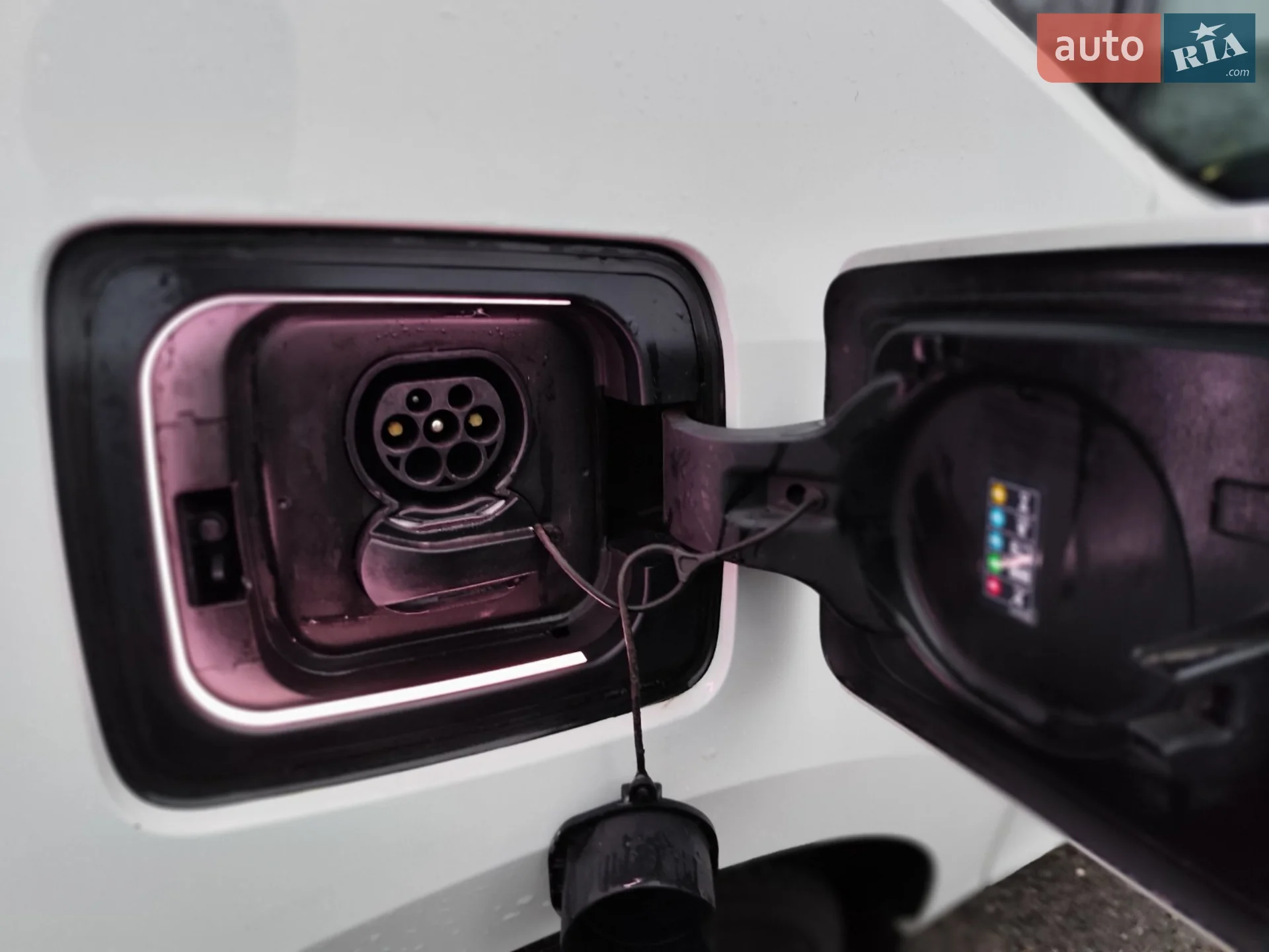2015 BMW i3 - мініатюра 31