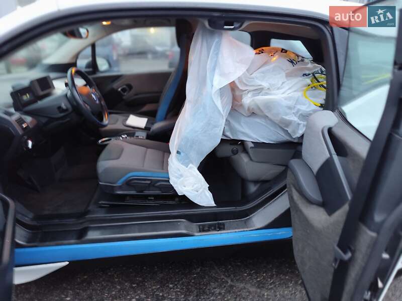 Хэтчбек BMW I3 2015 в Киеве