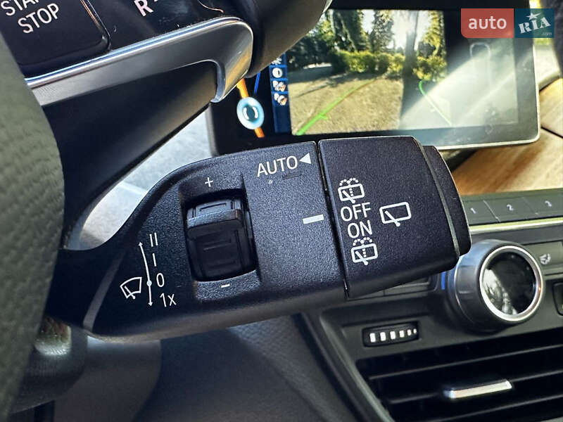 Хэтчбек BMW I3 2016 в Киеве
