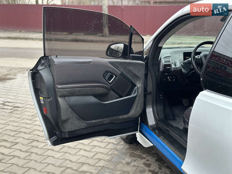 Хэтчбек BMW I3 2016 в Василькове
