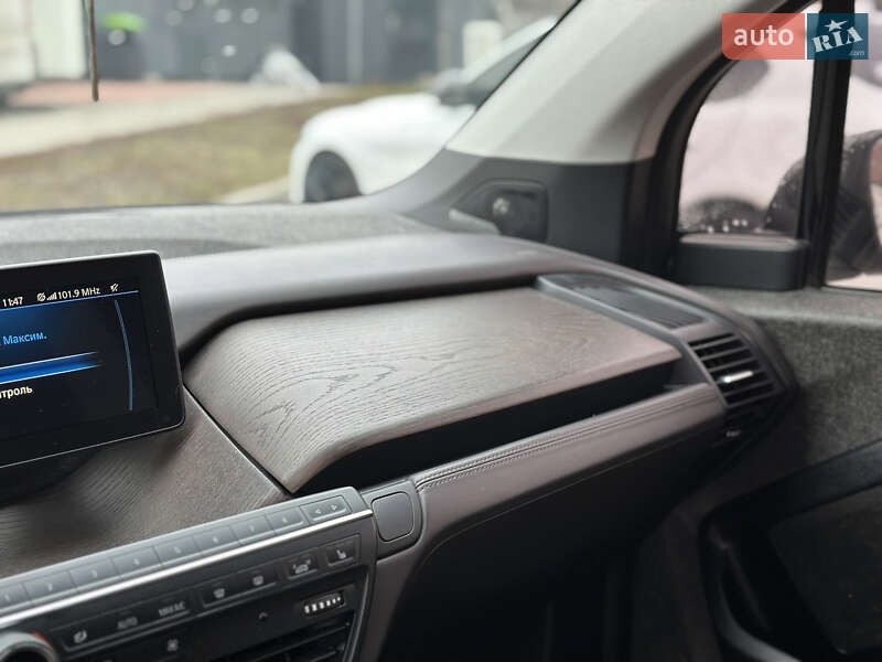 Хэтчбек BMW I3 2016 в Василькове