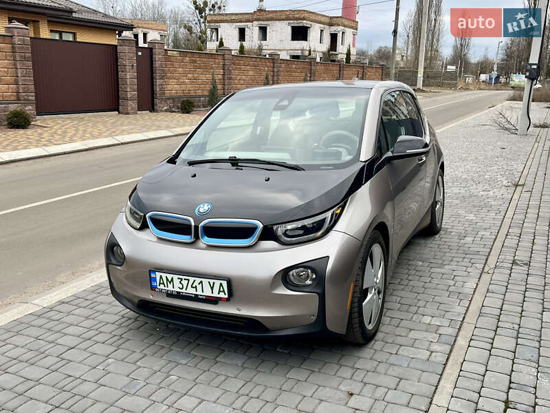 Хэтчбек BMW I3 2015 в 