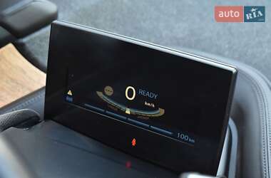 Хэтчбек BMW I3 2015 в 