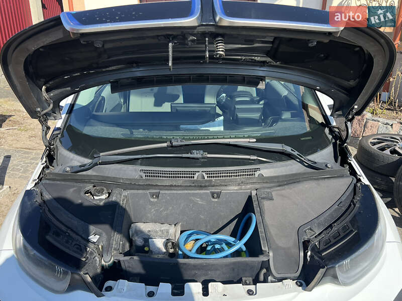 Хэтчбек BMW I3 2013 в Шептицькому