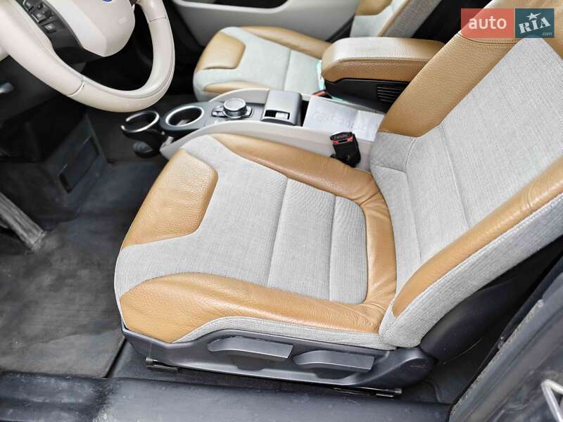 Хетчбек BMW I3 2016 в Тернополі