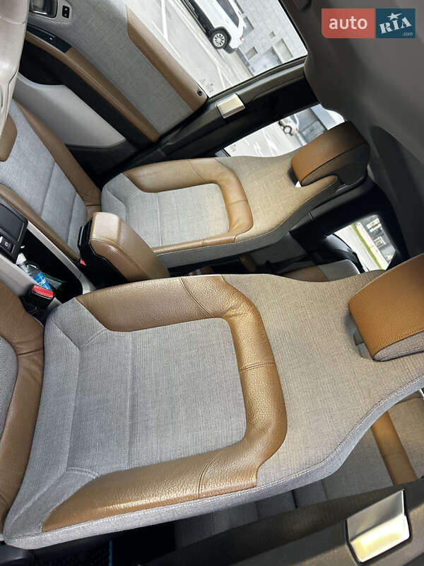 Хэтчбек BMW I3 2014 в Киеве
