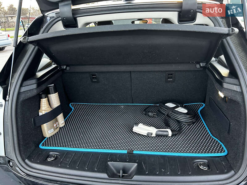 Хэтчбек BMW I3 2014 в Киеве