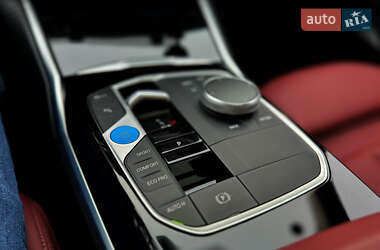 Седан BMW I3 2022 в 