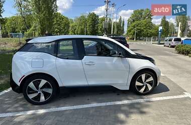 Хетчбек BMW I3 2016 в 