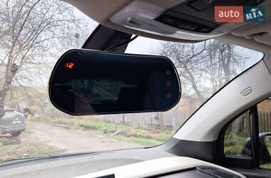 Хетчбек BMW I3 2014 в 