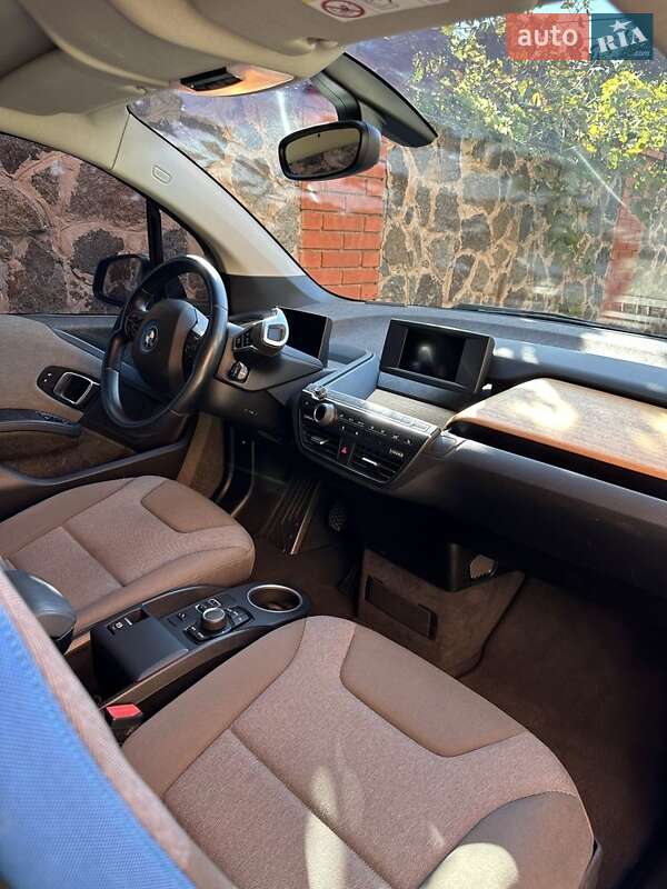 Хэтчбек BMW I3 2017 в Софиевской Борщаговке фото 19 Хэтчбек BMW I3 2017 в Софиевской Борщаговке