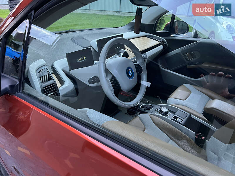 Хэтчбек BMW I3 2014 в Владимире