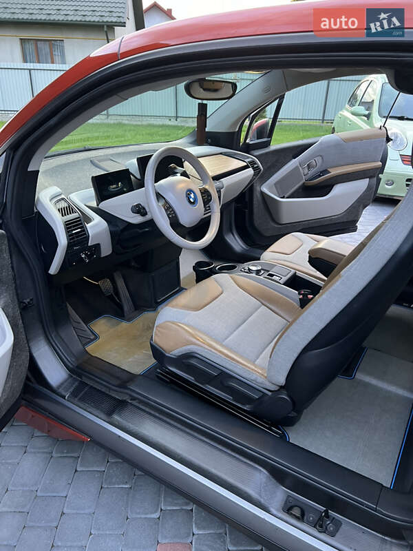 Хэтчбек BMW I3 2014 в Владимире