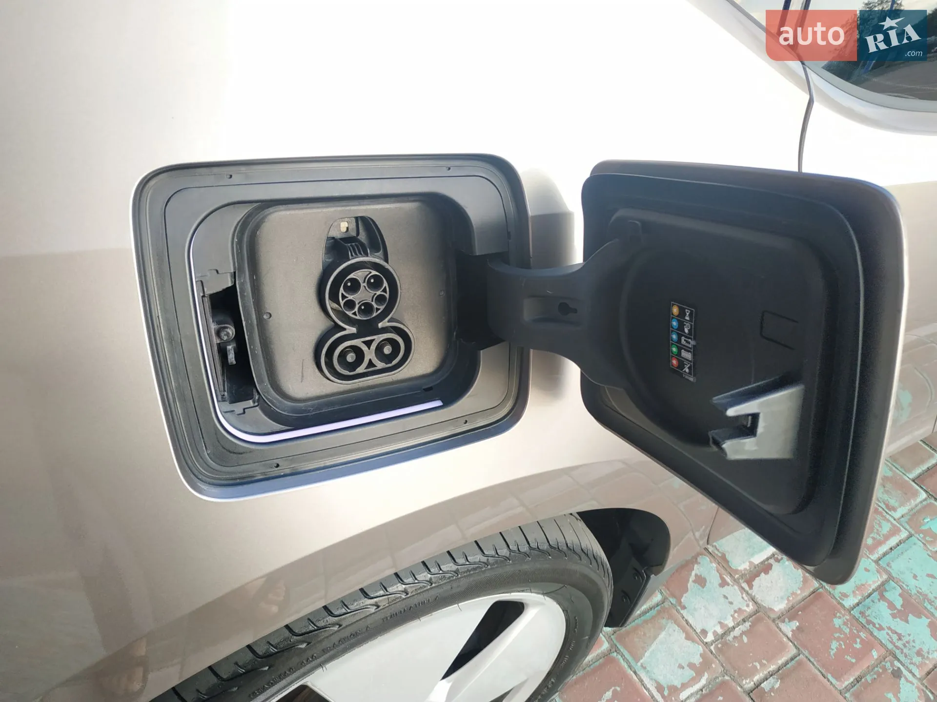 2015 BMW i3 - мініатюра 14