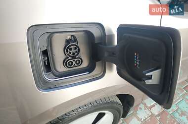 Хэтчбек BMW I3 2015 в 