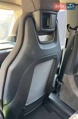 Хэтчбек BMW I3 2014 в 