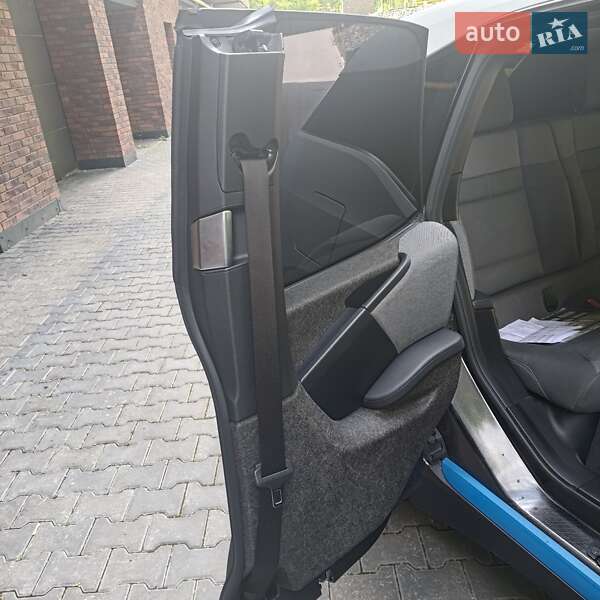 Хэтчбек BMW I3 2017 в Хмельницком
