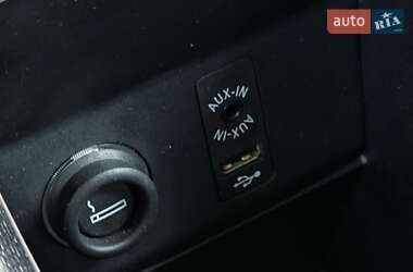 Хэтчбек BMW I3 2015 в 