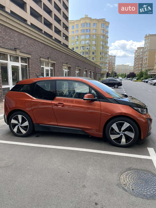 Хэтчбек BMW I3 2014 в Киеве