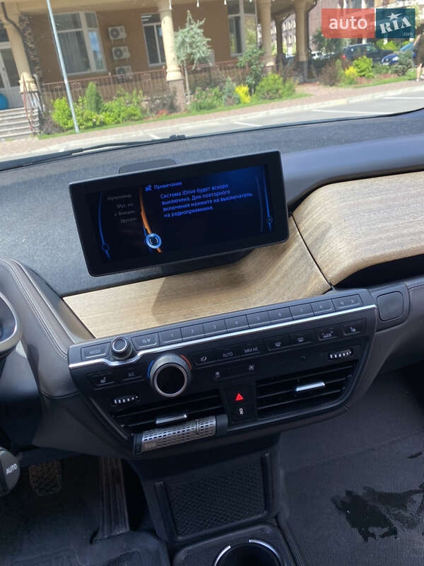 Хэтчбек BMW I3 2014 в Киеве